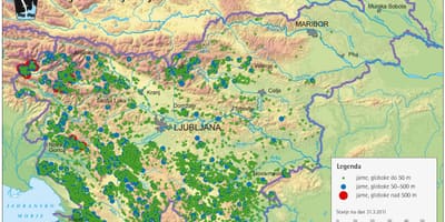 Mapa de cavernas na Eslovénia